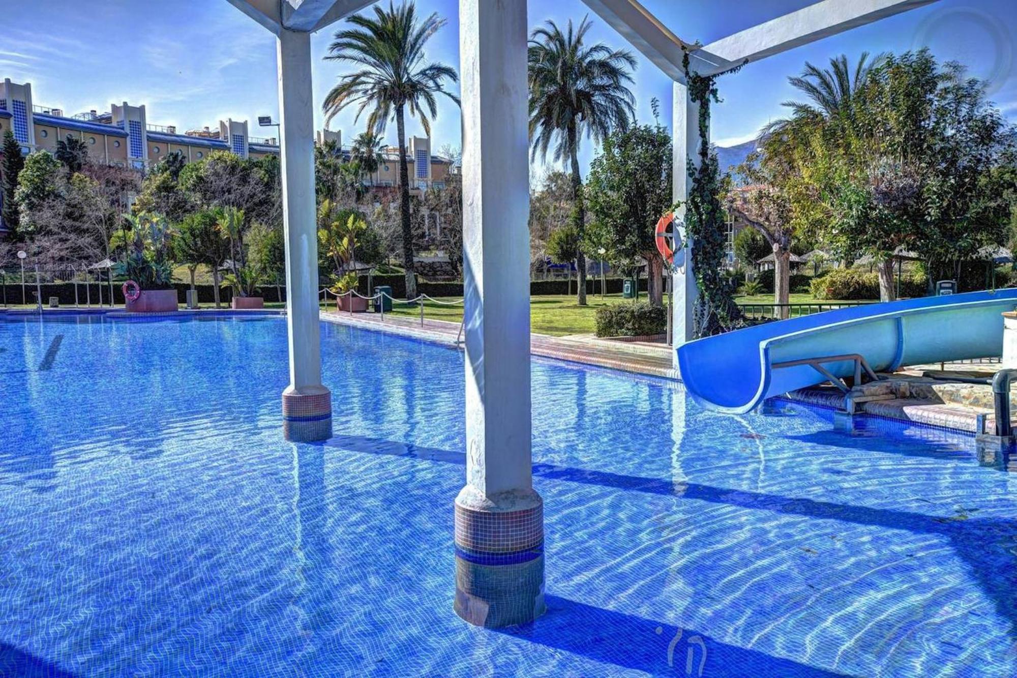 Benalbeach Apartment With Water Park Benalmadena Ngoại thất bức ảnh